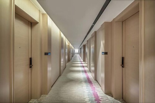 Galaxy Hotel (Beijing Wukesong Wanshou Road Subway Station Branch)