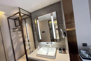 Room - Galaxy Hotel (Beijing Wukesong Wanshou Road Subway Station Branch) (Beijing)