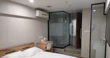 Sunshine Habitat Hotel (Dalian University of Technology)