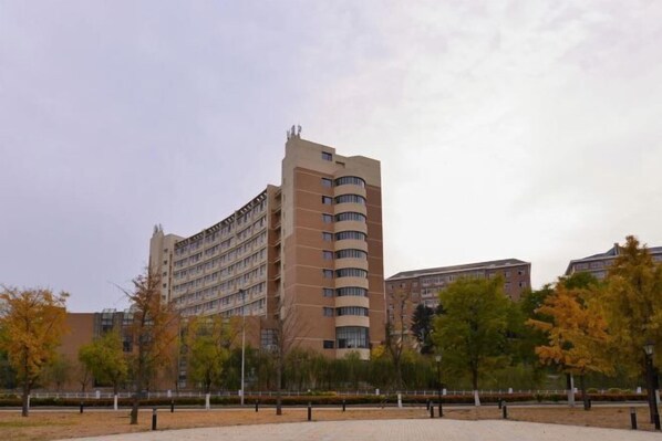 Exterior - Sunshine Habitat Hotel (Dalian University of Technology) (Dalian)