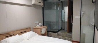 Sunshine Habitat Hotel (Dalian University of Technology)