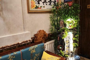 Unclassified image, 2 of 29, button - Yichun Hongmeiqi Express Hotel (Yichun)