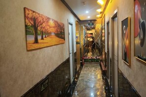 Unclassified image, 3 of 29, button - Yichun Hongmeiqi Express Hotel (Yichun)