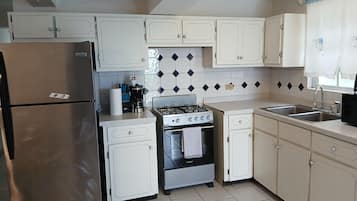 Microwave, oven, stovetop