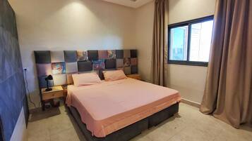 3 bedrooms, WiFi, bed sheets