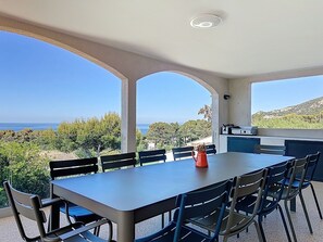 Outdoor dining - Amazing villa with exceptional sea view, swimming pool, sleeps 12 (Lumio)