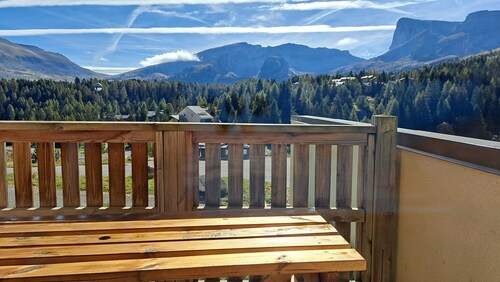 Xylocopa : Vue Pic de Bure, Montagne à 360° !