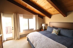 3 chambres, fer et planche à repasser, Wi-Fi, draps fournis