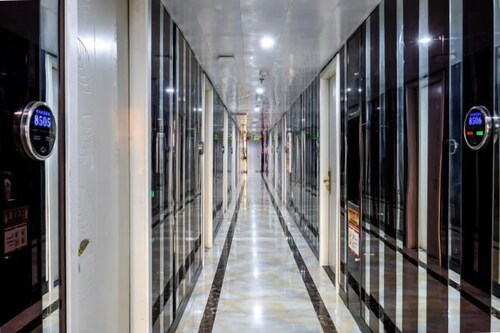 Shanghai Qitian Choice Hotel