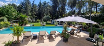 Detached house with garden, private terrace and shared swimming pool.