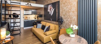 Dresden Loft by the Elbe river