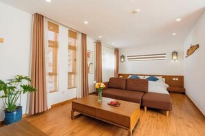 Room - Nuanshan Inn (Dali)