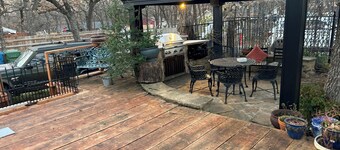 Serenity :3-bedroom bungalow in phenomenal Flower Mound with Wi Fi, AC, Parking