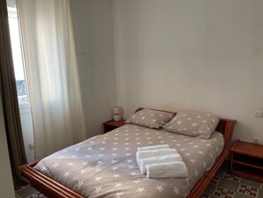 3 chambres, fer et planche à repasser, Wi-Fi