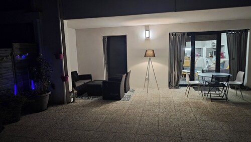 Apartment with large terrace Bayonne