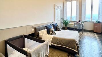 1 habitación, wifi y ropa de cama