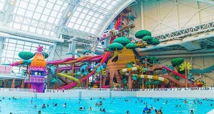 Urban Oasis - Stylish Getaway to NYC w/ Parking