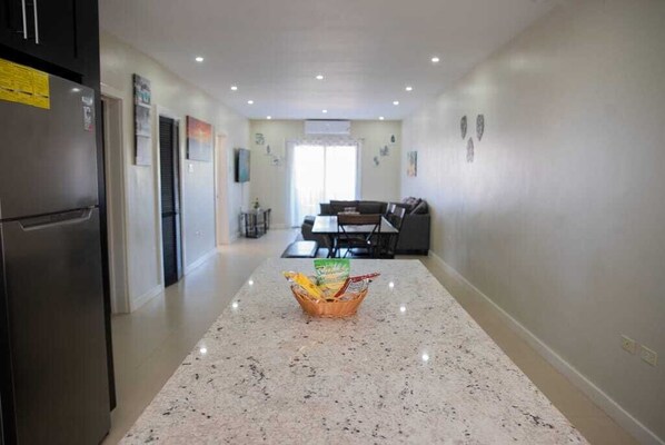 Interior - Modern 2-bedroom condo with AC, WiFi in the heart of beautiful Negril, Jamaica (Negril)
