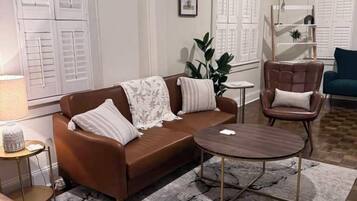 Téléviseur, bureau