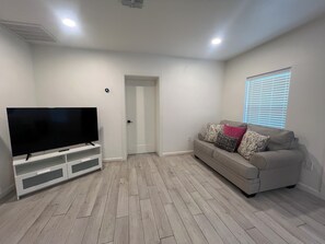 Smart TV - Cheerful Casa Grande•‿•Friendly-Wifi-Downtown (Tucson)