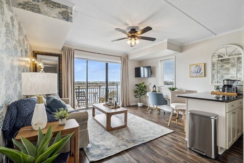 Crane's Landing - Riverfront