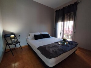 2 slaapkamers, een strijkplank/strijkijzer, wifi, beddengoed