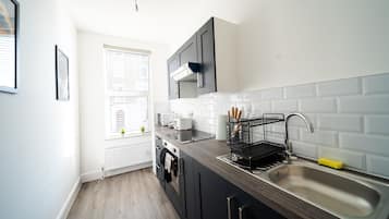 Micro-ondas, fogão, cooktop, torradeira
