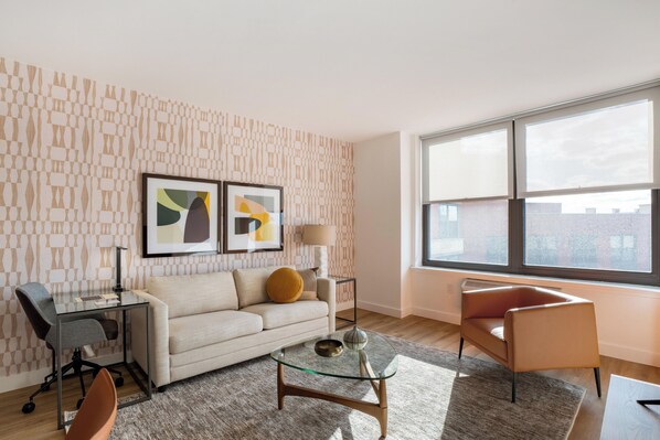 Imagen sin descripción, 1 de 8, botón