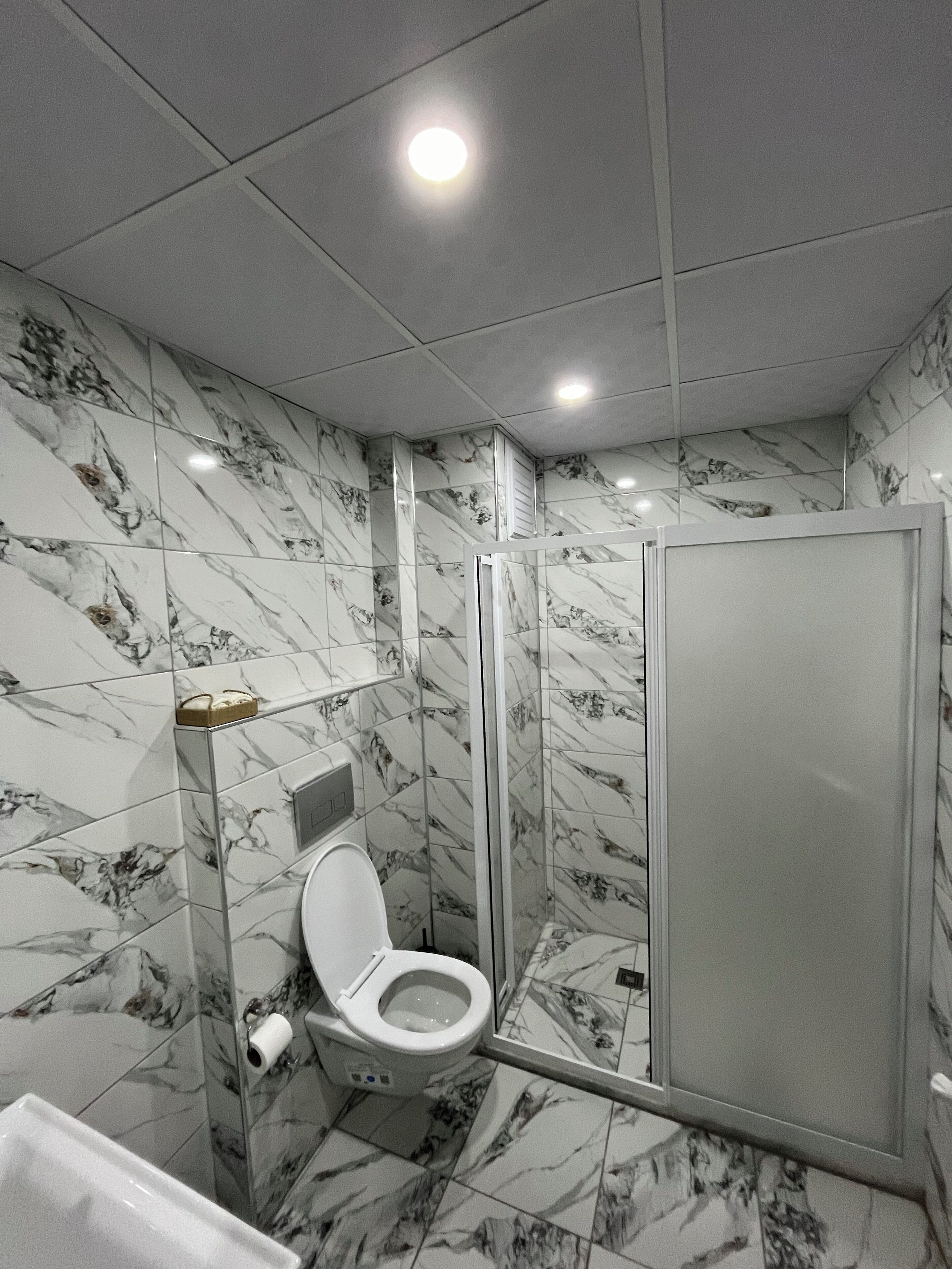 Appartement Exclusif, 1 chambre, balcon, vue ville | Salle de bain