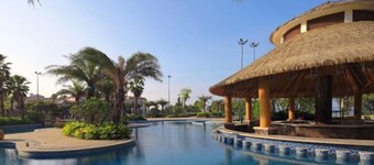 Shuangyuewan Wanke Villa