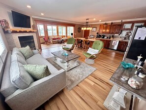 Printers - MadHouse - Canal Front, Dock, Pool, TikiBar & PickleBall (Kill Devil Hills)