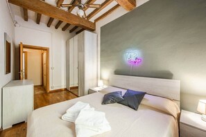 1 Schlafzimmer, Schreibtisch, Bügeleisen/Bügelbrett, kostenloses WLAN