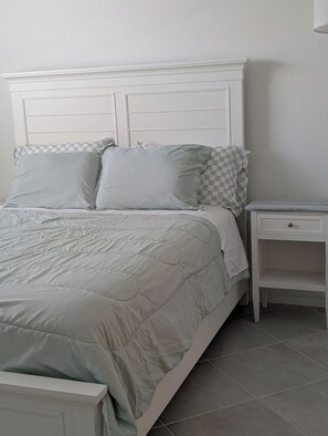 3 Schlafzimmer, Bügeleisen/Bügelbrett, WLAN, Bettwäsche