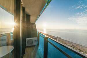 Deluxe Studio, Balcony | View from room