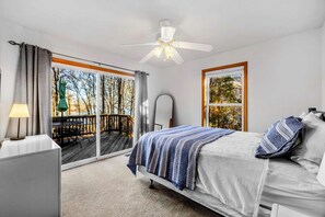 5 Schlafzimmer, Bügeleisen/Bügelbrett, kostenloses WLAN, Bettwäsche