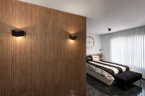 4 bedrooms, WiFi, bed sheets - motzkin sweet (Kiryat Motzkin)