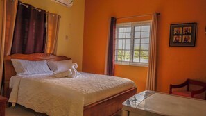9 bedrooms, iron/ironing board, WiFi, bed sheets