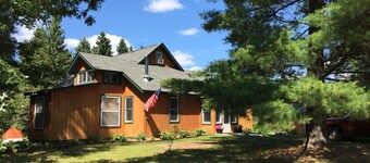 4-bedroom north woods, pet friendly cabin with WiFi, great room and fire place.