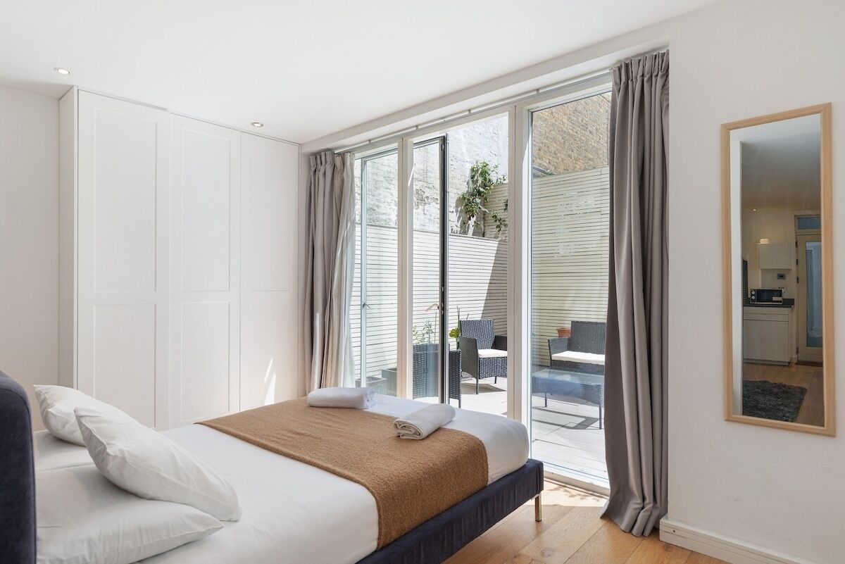 1 bedroom, iron/ironing board, free WiFi, bed sheets