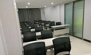 Meeting facility - Shell Hotel (Chaoyang shoe city store, Chaoyang Street, Taiyuan) (Taiyuan)