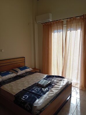 2 bedrooms, WiFi - Charming 2-bedroom cottage with WiFi, AC in welcoming Kato Alepochori (Kato Alepochori)