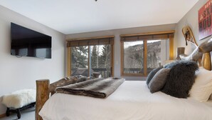 Room - Mountain Modern Ski In-Ski Out Condo With Hot Tub In Beaver Creek - 1BR/2BA (Beaver Creek)