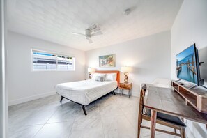 3 habitaciones, escritorio, tabla de planchar con plancha y wifi gratis 