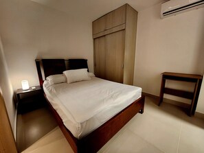 3 quartos, escrivaninha, ferros/tábuas de passar roupa, Wi-Fi