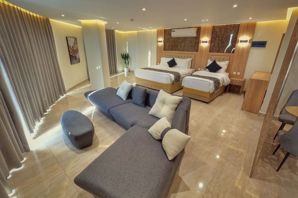 Grand Season hotel
