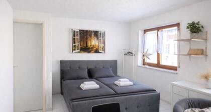 C&V Urban Retreat: 2 PP -1
Zi.+WLAN+Smart-TV