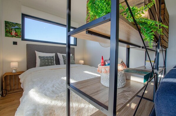 2 Schlafzimmer, Reisekinderbett, kostenloses WLAN