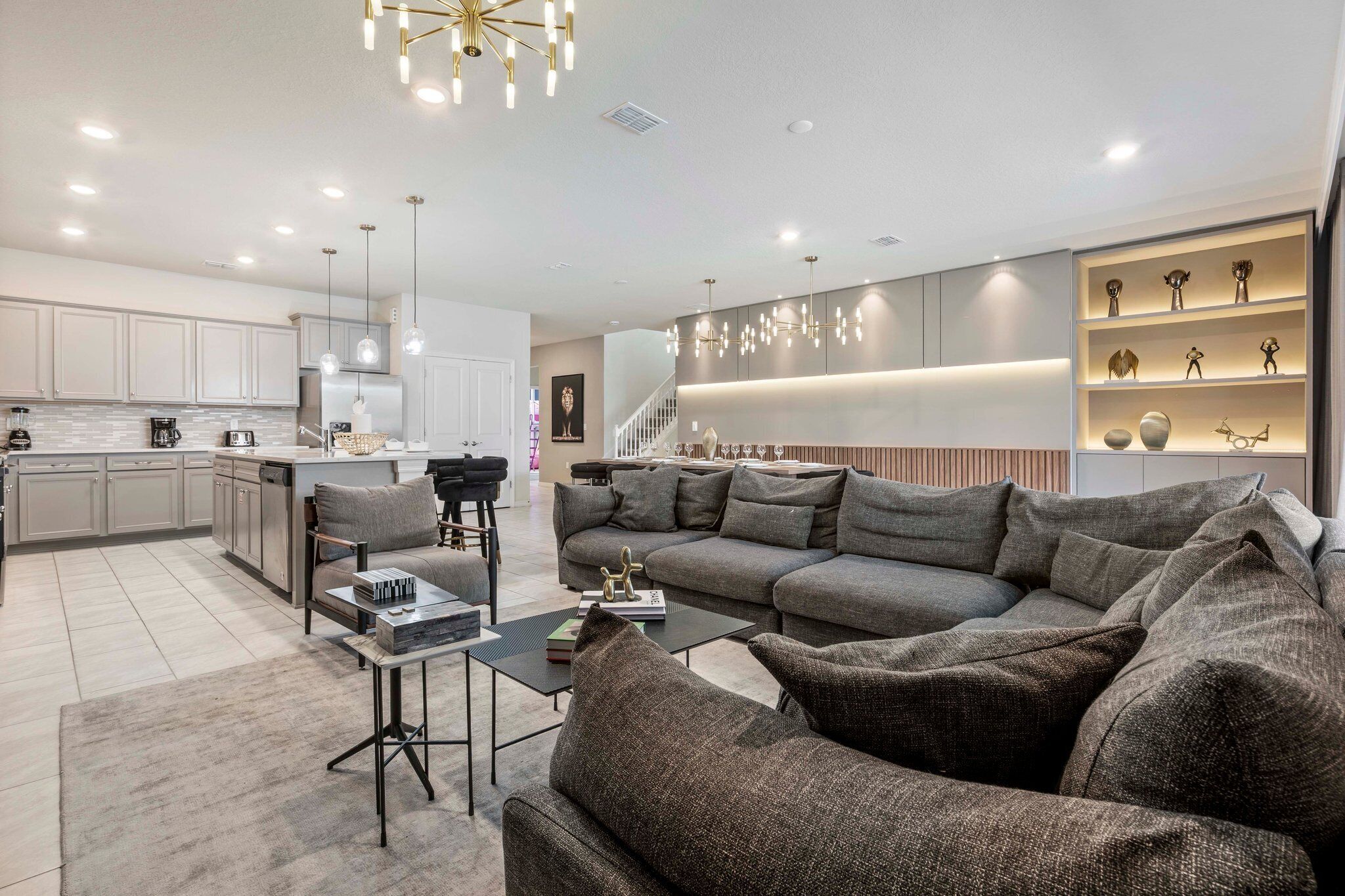 Smart-TV, Videospiele, Tischfußball