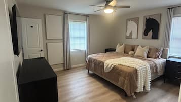 3 chambres, fer et planche Ă  repasser, Wi-Fi gratuit, draps fournis