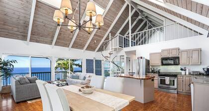 Stunning Ocean-front Retreat Overlooking Laupahoehoe Point
